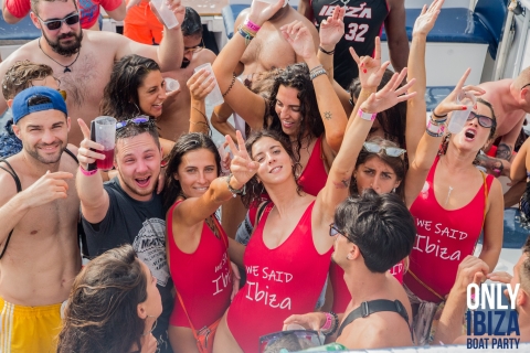 Ibiza: Heiße Bootsparty mit offener Bar