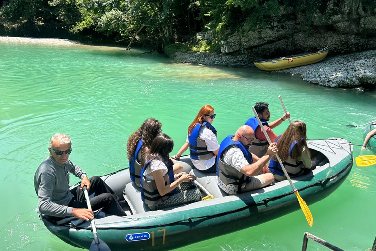 Von Tiflis aus: Canyons und Höhlen von Kutaisi Ganztagestour