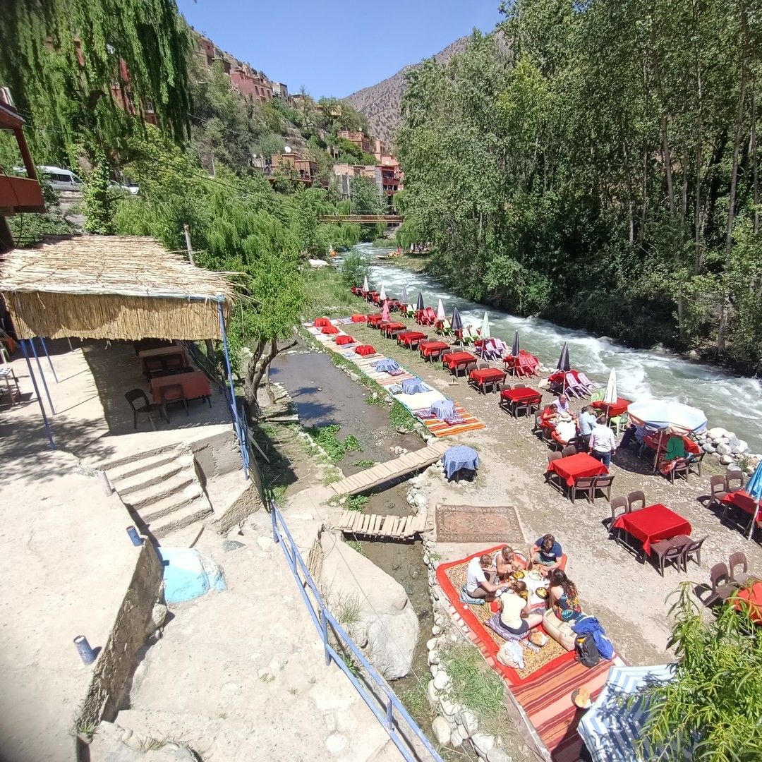 Marrakech : montagnes de l'Atlas, vallée de l'Ourika, cascade et déjeuner