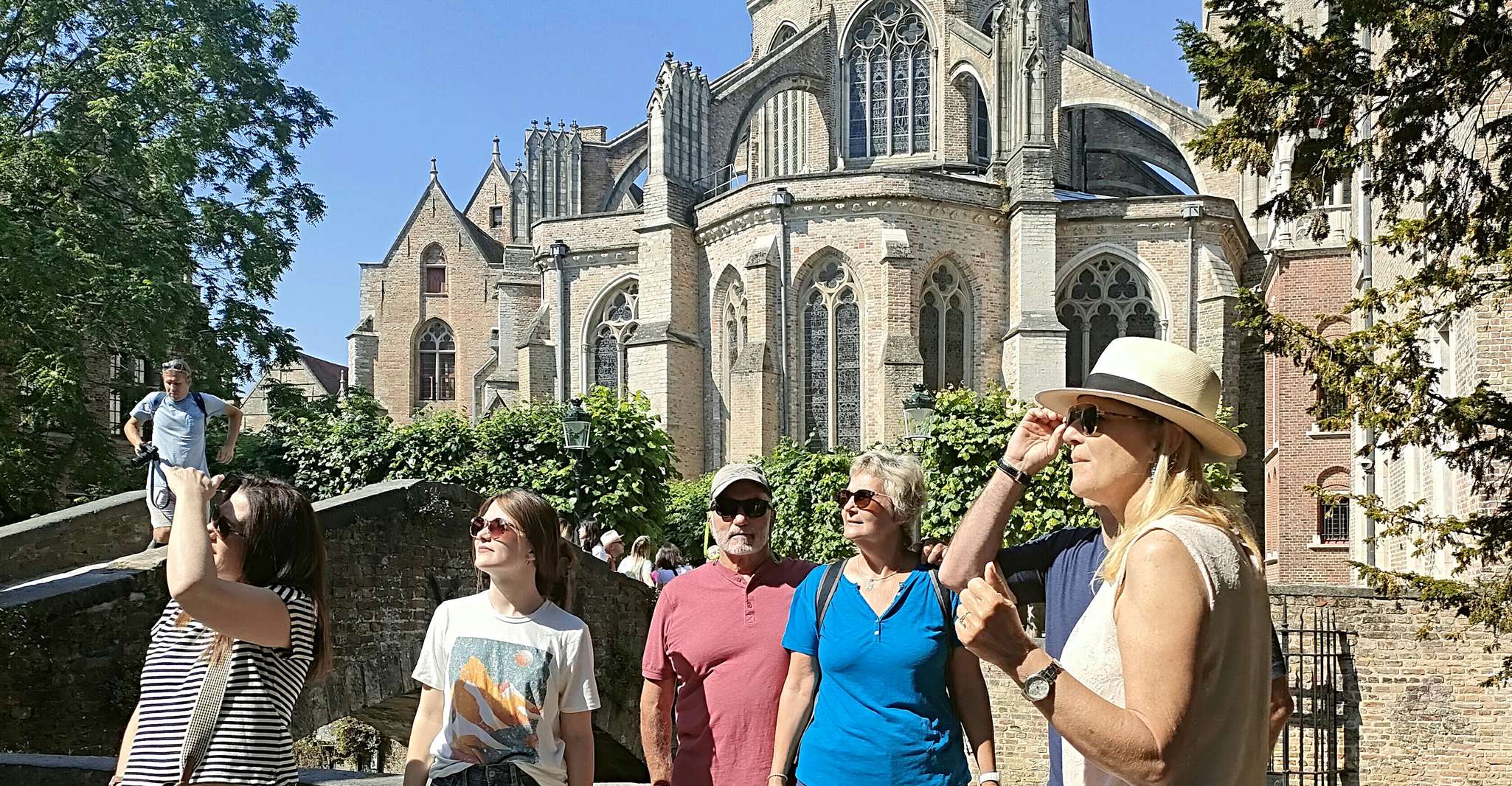 Private tour, Start at hotel + Madonna of Michelangelo - Hizvo
