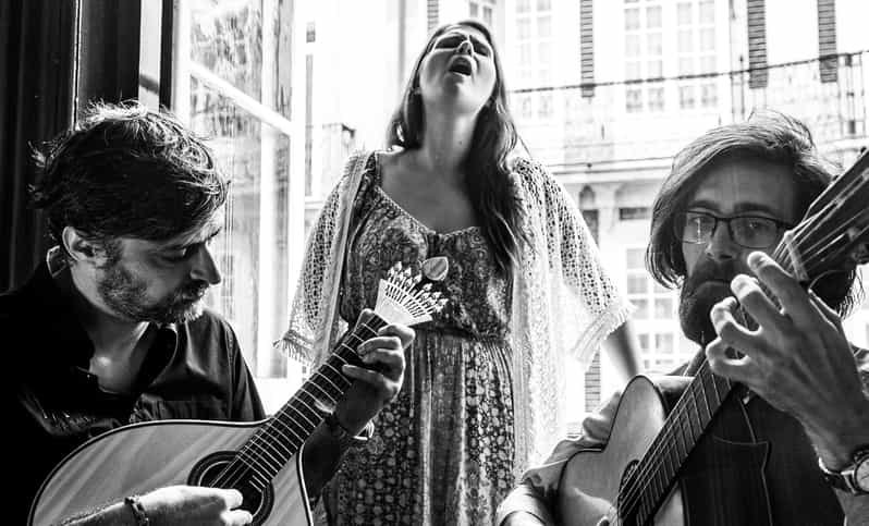 Porto: Fado Na Baixa Live Performance with Port Wine
