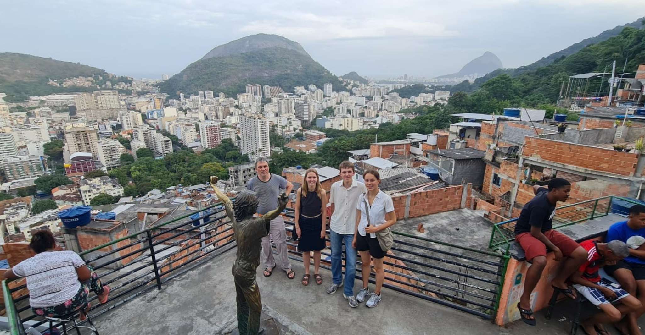 Rio de Janeiro, Santa Marta favela excursion with a local - Housity