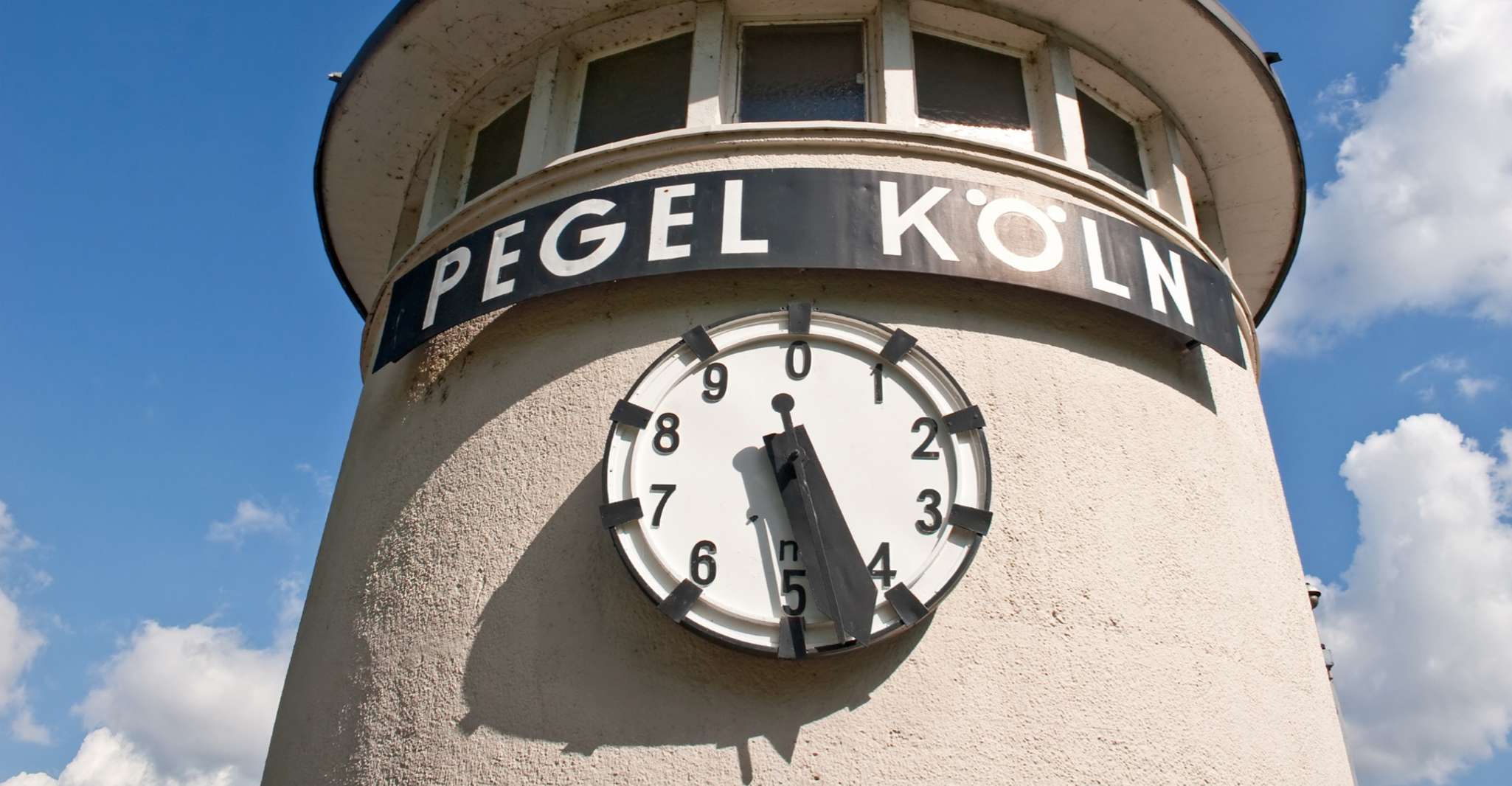 Köln, Scavenger Hunt Uygulama İçi Akıllı Telefon Turu - Hizvo