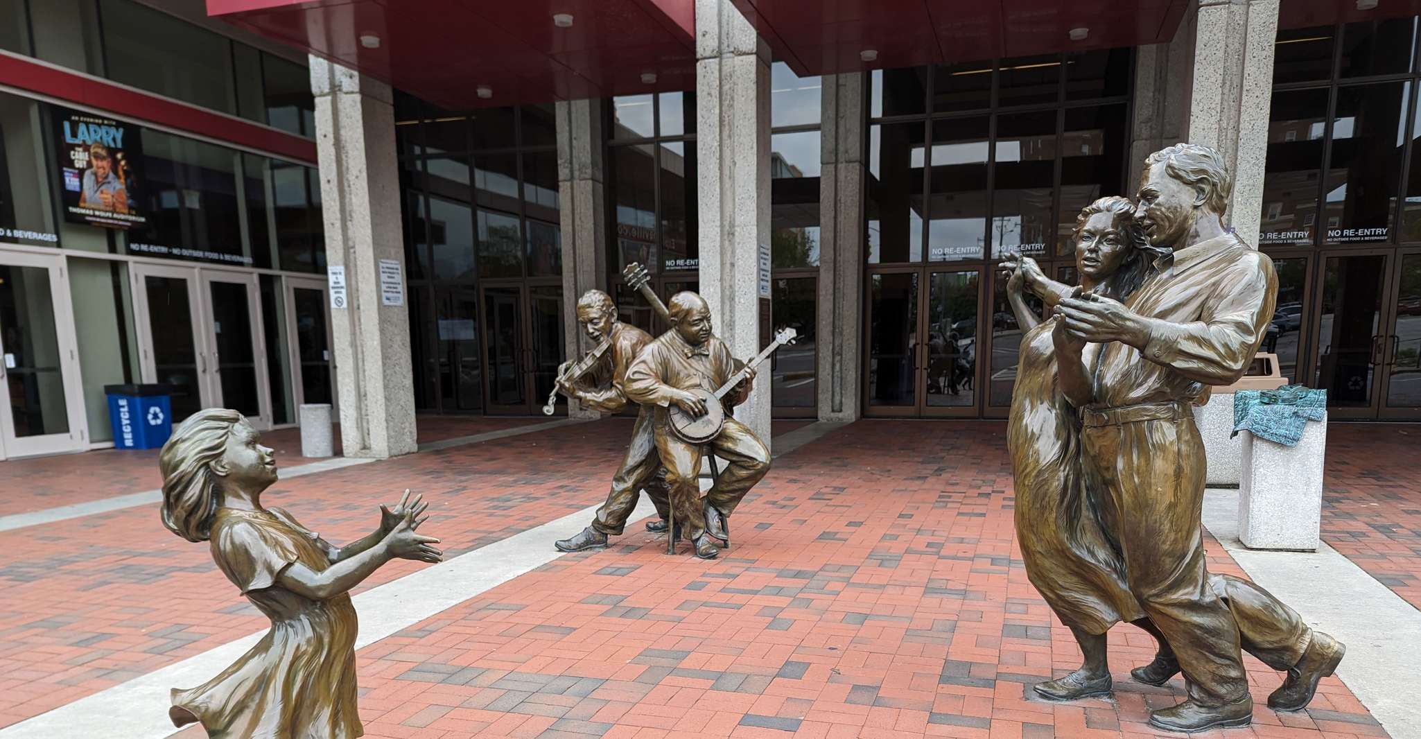 Asheville, tour a pie autoguiado por la caza del tesoro - Hizvo