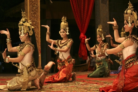 Dinner Show with Apsara Dance Performance by Tuk-Tuk Dinner Show with Apsara Dance Performance by Tuk Tuk