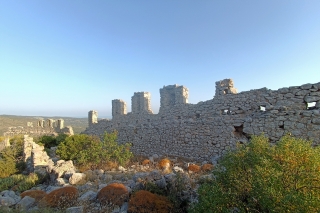 Chios:Armolia Castle Hiking tour