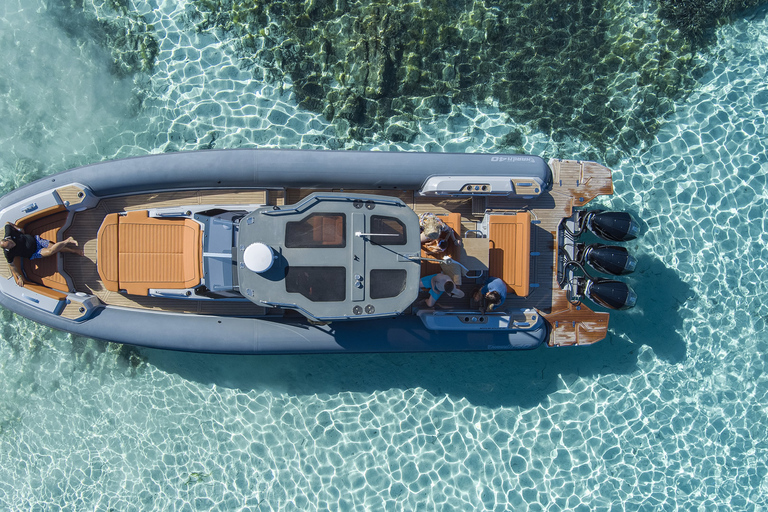 Olbia: Tavolara Park Shared Boat Tour with Aperitif & Wine Olbia: Boat tour to Tavolara Park with Aperitif and Drinks