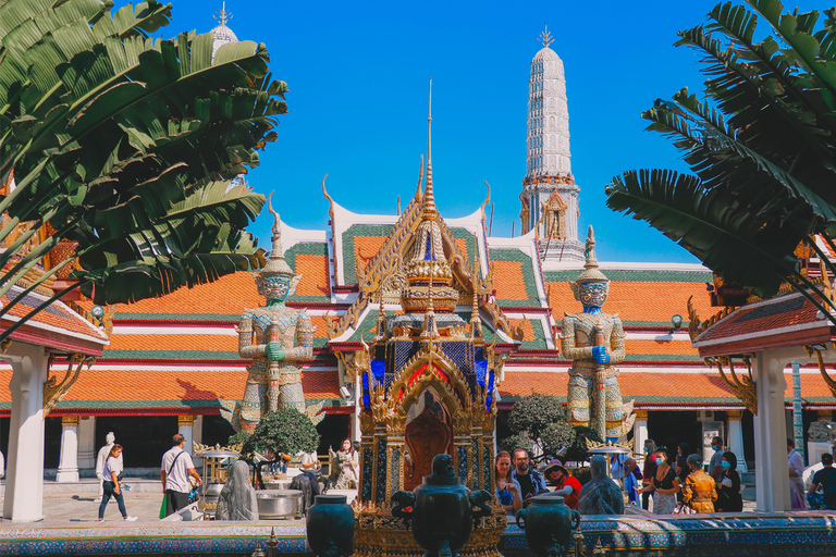 Bangkok: Półdniowa wycieczka do Wielkiego Pałacu i Szmaragdowego BuddyDołącz do Grand Palace English Guide Tour bez biletu