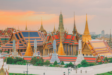 Bangkok: Półdniowa wycieczka do Wielkiego Pałacu i Szmaragdowego BuddyDołącz do Grand Palace English Guide Tour bez biletu