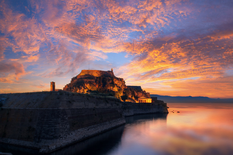 Crociera privata al tramonto a Corfù