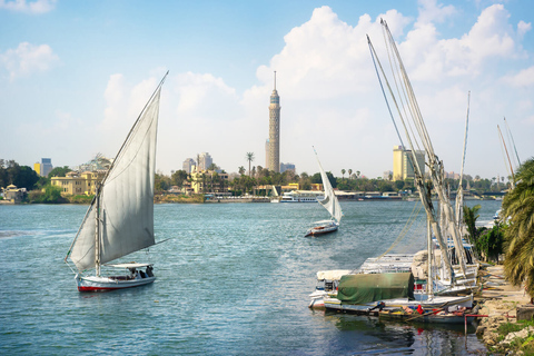 Melhor passeio de Felucca no Nilo com o Khan El Khalili BazaarPasseio de Felucca no Nilo com atividades noturnas no Cairo