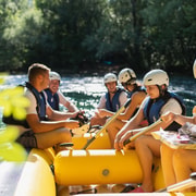 Desde Split u Omiš: rafting, salto de acantilados y exploración de cuevas