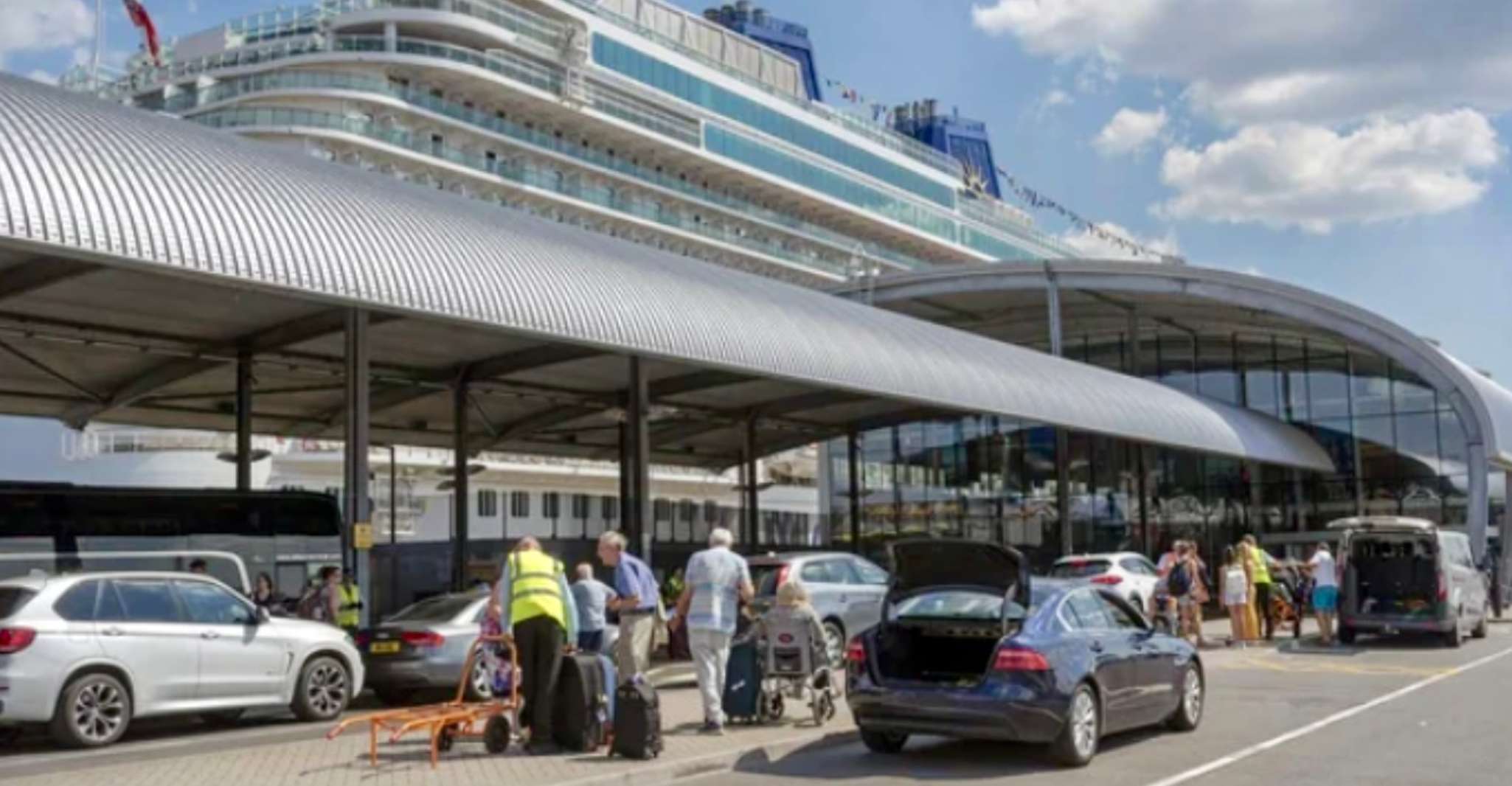 Private Transfer From Southampton Port to London - Hizvo