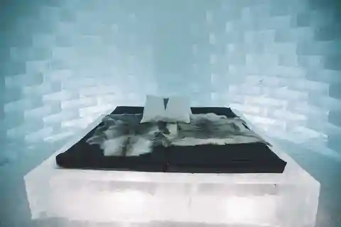 Från Abisko: Utforska ishotellet