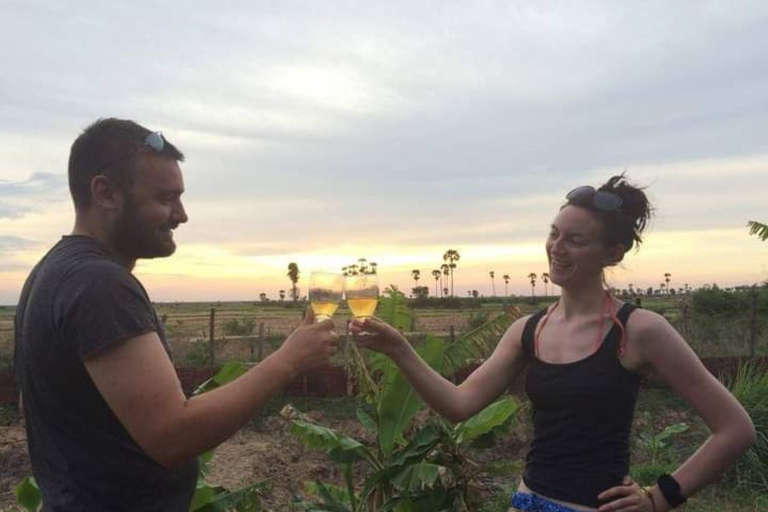Kleingruppentouren zum Sonnenuntergang auf dem LandeDeine Touren sind inklusive Reiseleiter, Fahrrad, Tuk Tuk und Fahrer