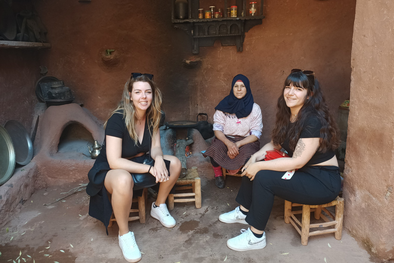 De Marrakech: Excursão de um dia ao Vale do Ourika e às Montanhas Atlas