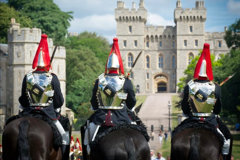 De Londres: Stonehenge, Windsor e Salisbury