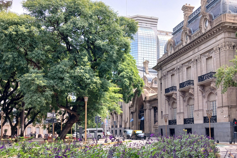 Retiro, spacer po belle epoque Buenos Aires. Sztuka i historiaRetiro, a walk through the belle epoque of Buenos Aires. Art and History