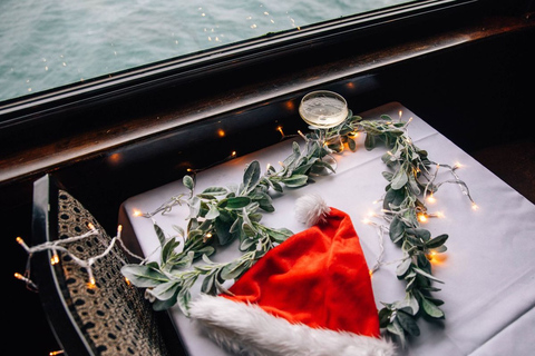 Marina Del Rey: Christmas Eve Buffet Brunch or Dinner Cruise Marina Del Rey: Christmas Eve Gourmet Dinner Cruise