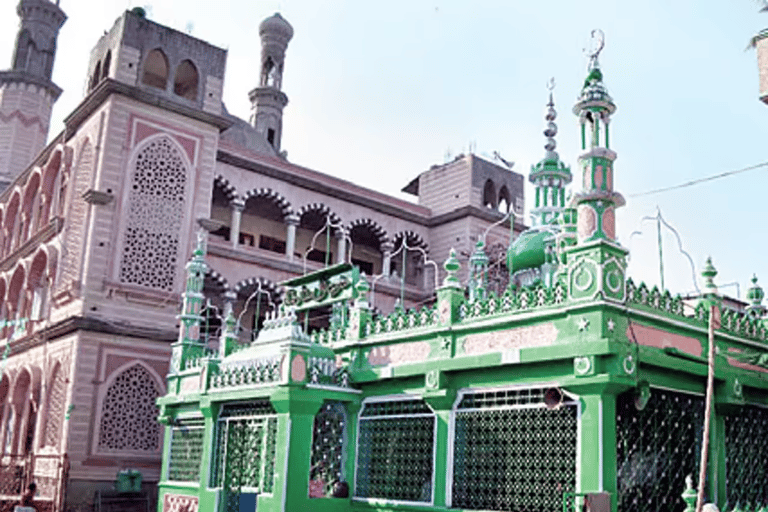 Bangalore: Private Dargah and Mosque Tour with Lunch