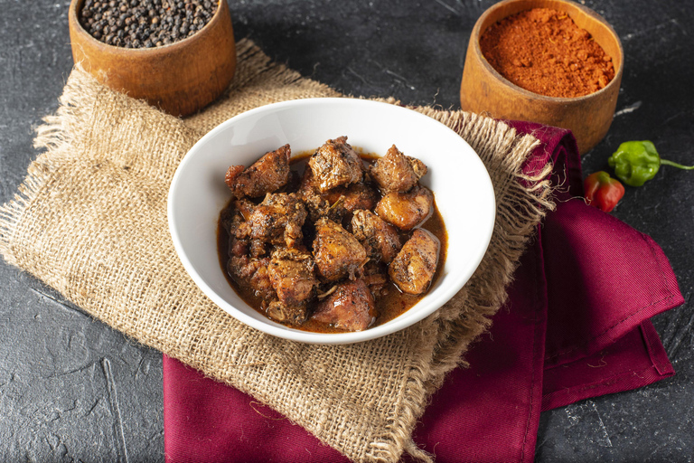 Comida/cena gourmet tradicional de Sri Lanka