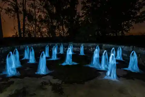 Самостоятельный тур Audio Ghost в Саванне на 6 языках