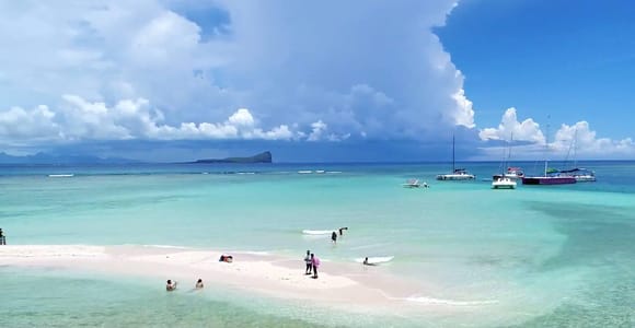 North Islands: Full Day Catamaran Cruise, BBQ lunch & Drinks