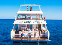 Sharm, nur Erwachsene Elite Kreuzfahrt nach Tiran Island mit Mittagessen - Hizvo