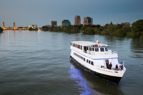 Sacramento: New Year's Eve River Firework Cruise