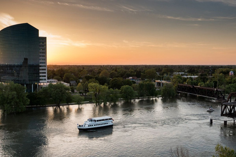 Sacramento: New Year's Eve Rock the Yacht Cruise