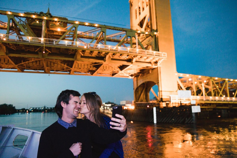 Sacramento: New Year's Eve Rock the Yacht Cruise