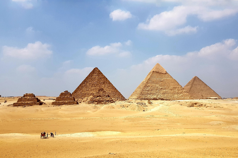 Cairo: Giza Pyramids, Memphis, Saqqara Private Tour &amp; Lunch