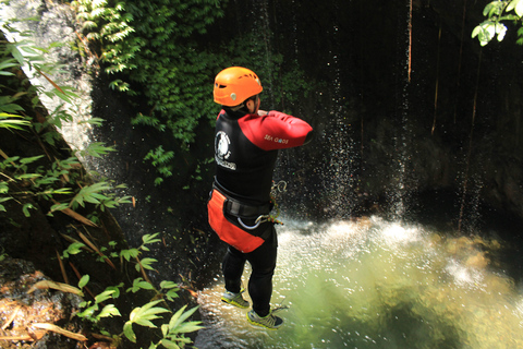 Bali Canyoning: Golden Twin Canyon