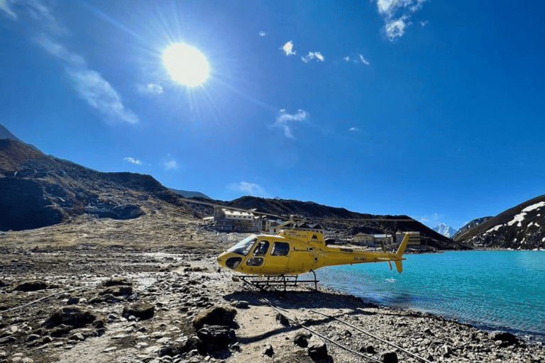 Depuis Katmandou : excursion en hélicoptère dans l'Himalaya (Gosaikunda)