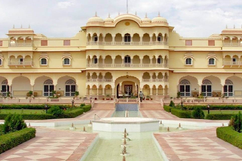 Transfert de Ranthambore à Jaipur avec visites touristiques