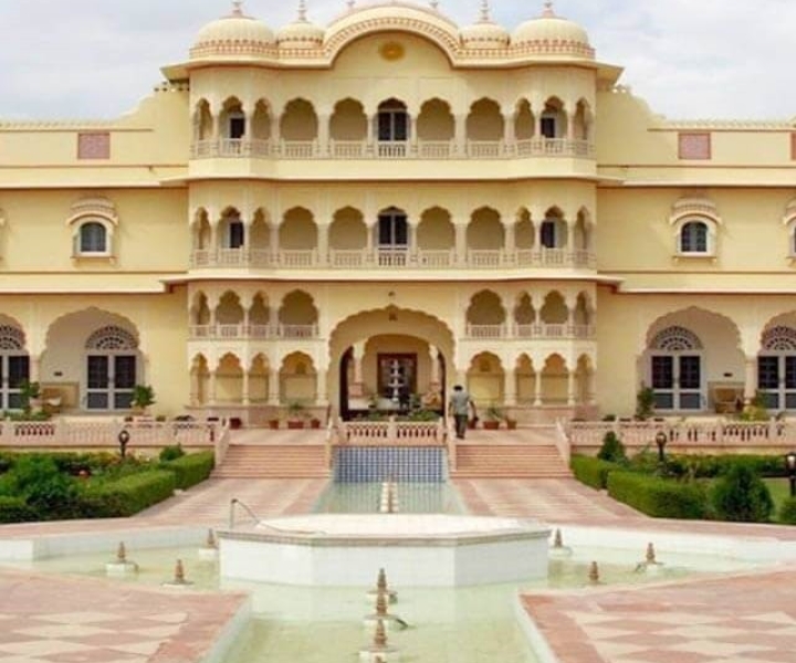 Ranthambore to Jaipur transfer with Sightseeing