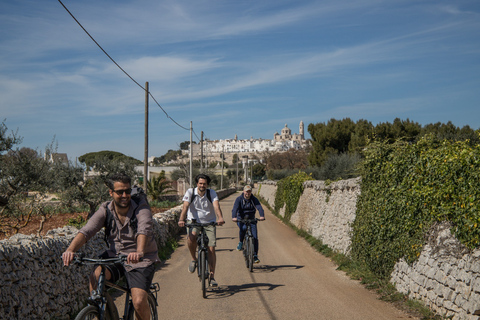 e-bike ring tour between Locorotondo and Martina Franca e-bike tour Locorotondo, Martina Franca and visit to a dairy