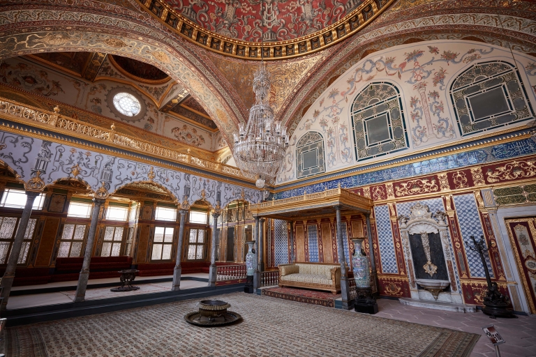 Dolmabahce & Topkapi Palace Guided Tour