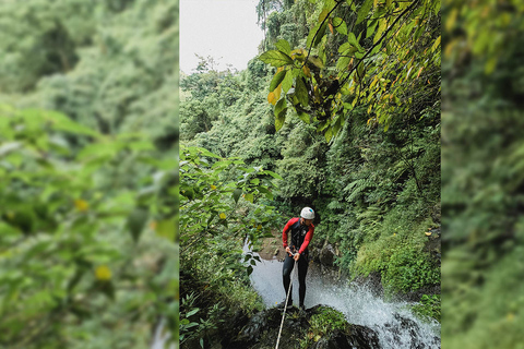 Bali Kanotpaddling: Asri kanjon