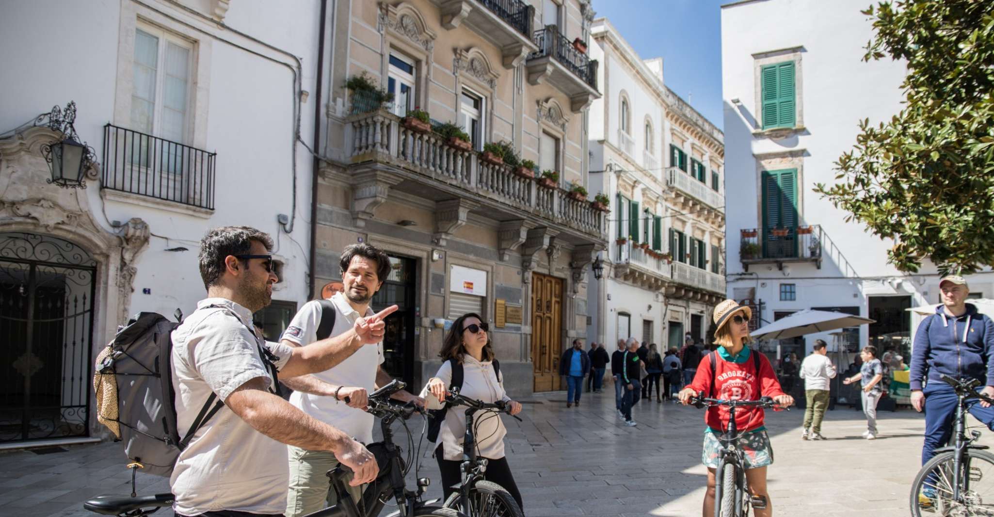 e-Bike ring tour tussen Martina Franca en Locorotondo - Hizvo
