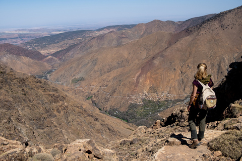 Cumbre de Talamrout, experiencia de senderismo de un día en las montañas del Atlas