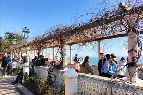 Lissabon: Tuk-Tuk-tur i den gamle bydel