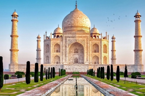 Réservez un taxi et un guide touristique pour Agra