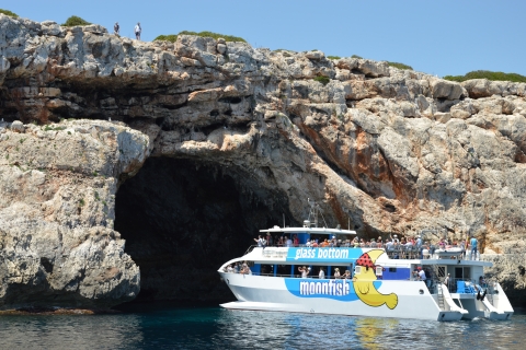 Mallorca: boottocht langs de oostkust op catamaran met glazen bodemVanuit Calas de Mallorca: noordelijke route met de Glassbottom Moonfish