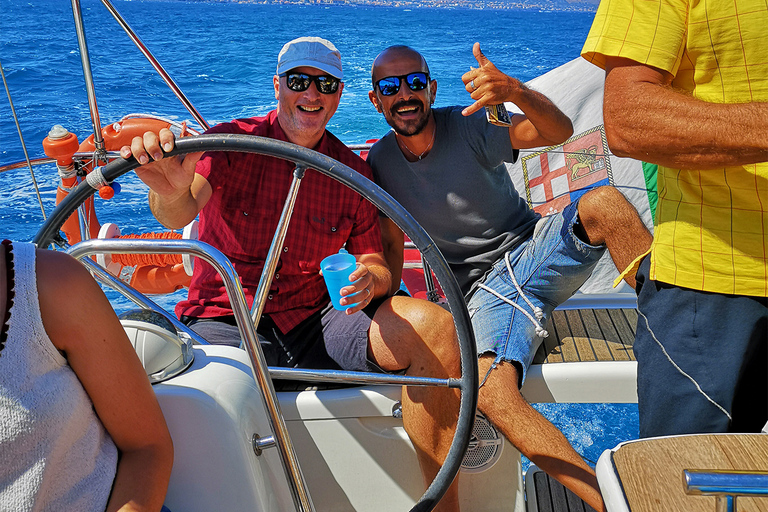 Katania: Rejs wzdłuż wybrzeża z aperitifem i proseccoPrywatna wycieczka