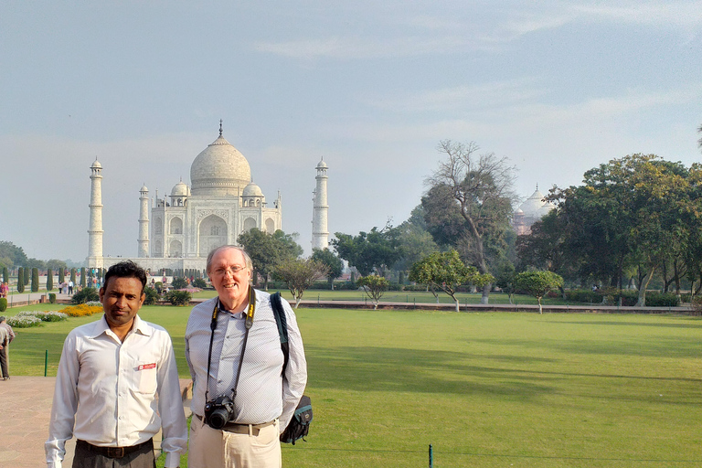 From Delhi: Private Day Trip to Agra and the Taj Mahal