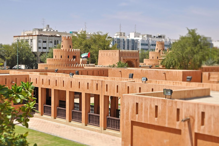 Al Ain stadsrundtur | Oasis, kulturarv och historiska landskapAl Ain heldags stadsrundtur