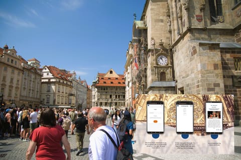 Praga: audioguida del Ponte Carlo con biglietto d'ingresso alla torre