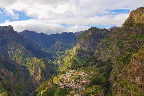 Madeira : Nunnornas dal - &quot;Curral das Freiras&quot;Halvdag - Nunnornas dal - &quot;Curral das Freiras&quot;