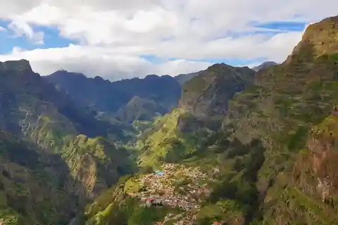Madeira : Nunnornas dal - "Curral das Freiras"